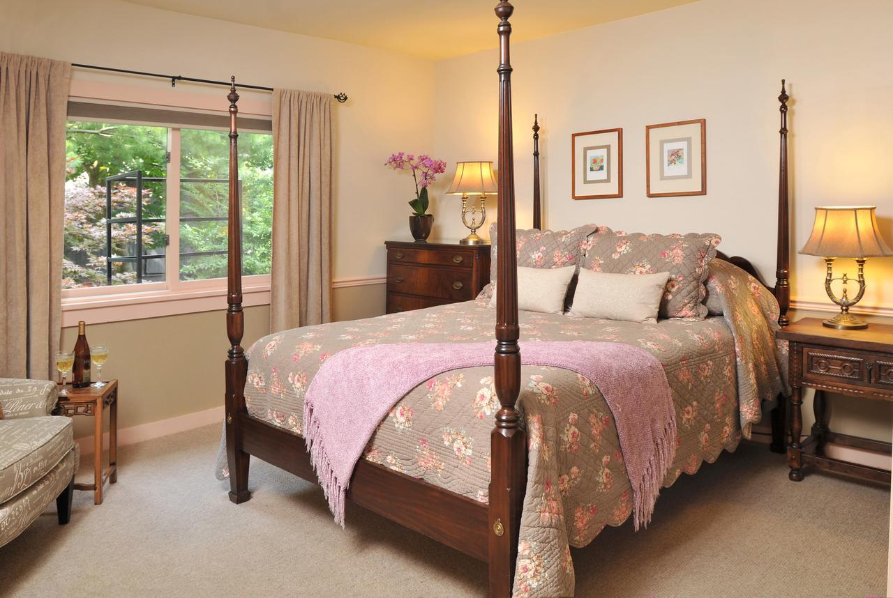 1795 Acorn Inn Bed And Breakfast Canandaigua Exteriér fotografie