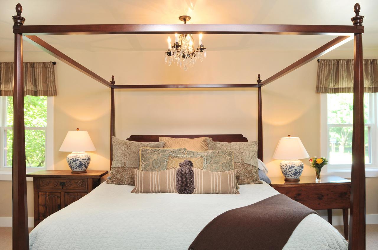 1795 Acorn Inn Bed And Breakfast Canandaigua Exteriér fotografie